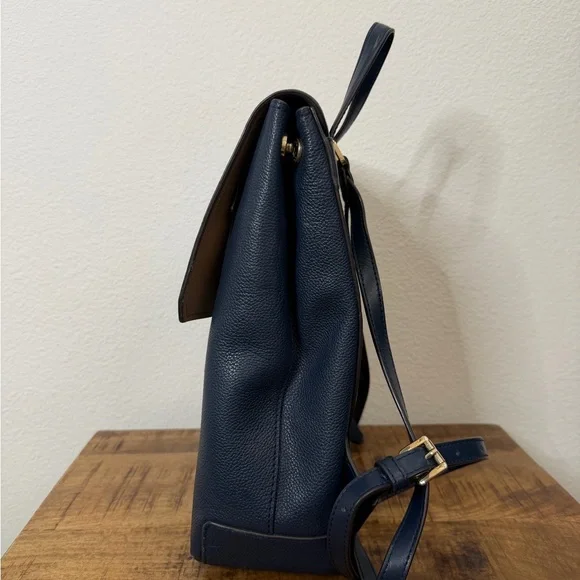 Michael Kors Dark Blue Hayes Backpack with Gold Lock - Picture 4 of 7